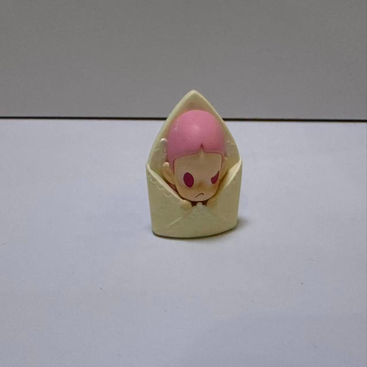 Zsiga Love Letter bean (2024 Valentine's Day exclusive) POP BEAN by POP MART